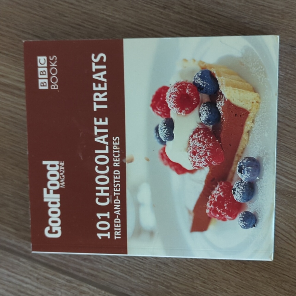 5 UK Cook Books - Picture 5 of 6